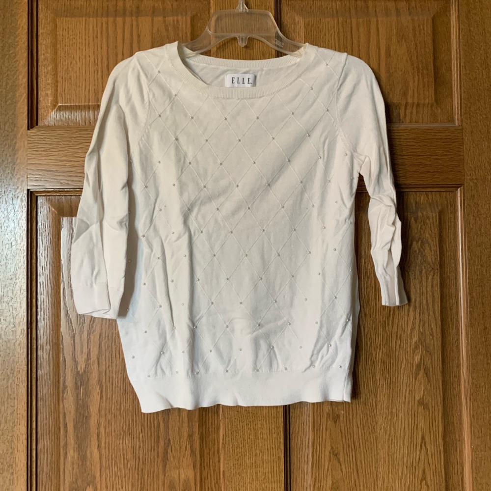 White dress shirt